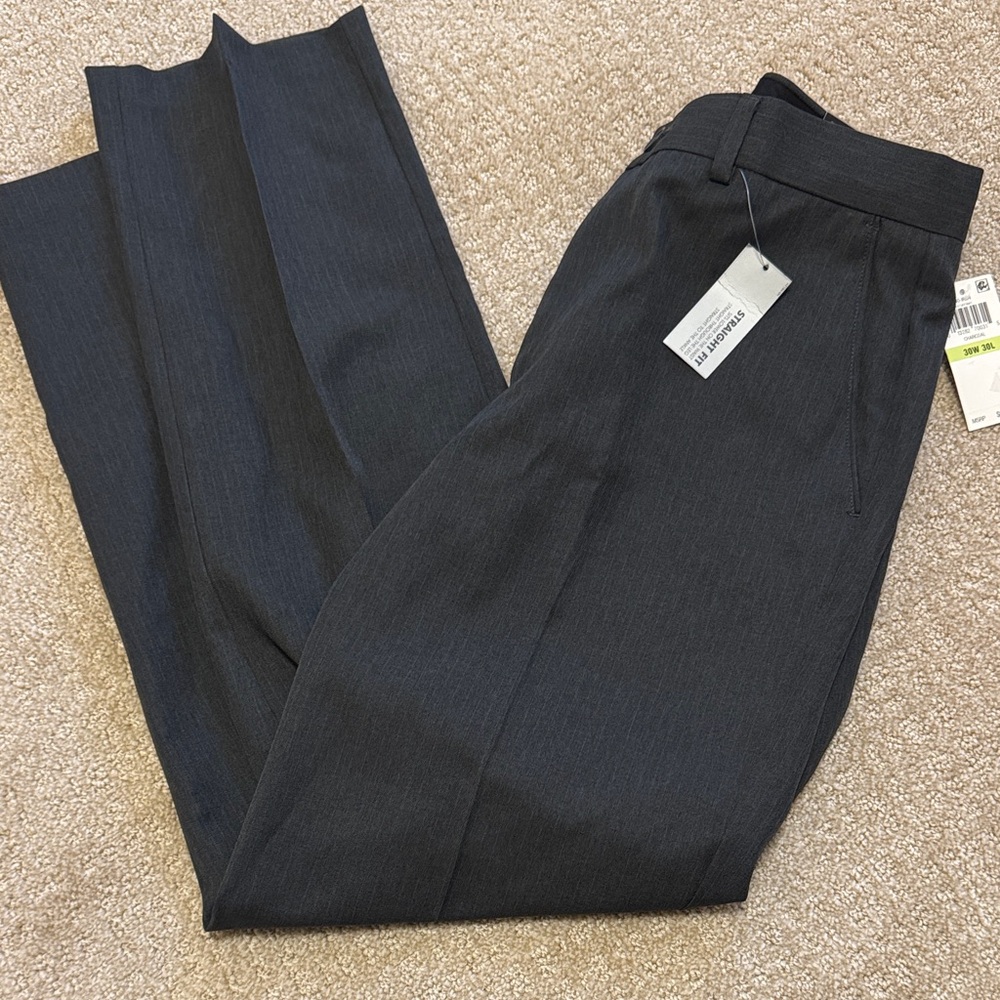 NWT Van Heusen Men’s Dress Pants